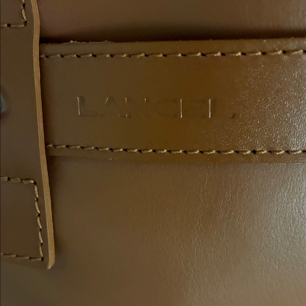 Lancel Paris new w/o tags tan chic tote bag. - Picture 2 of 5